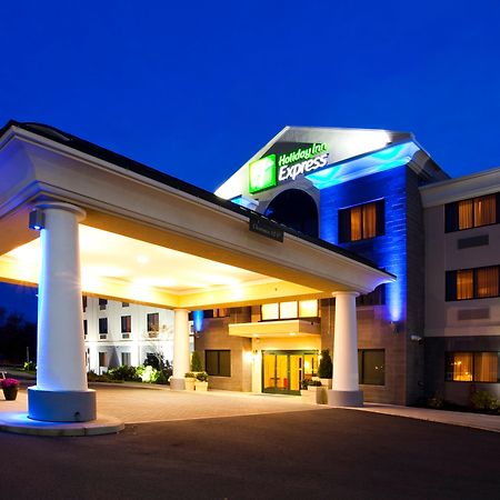 Holiday Inn Express Syracuse Airport By Ihg North Syracuse Exterior foto