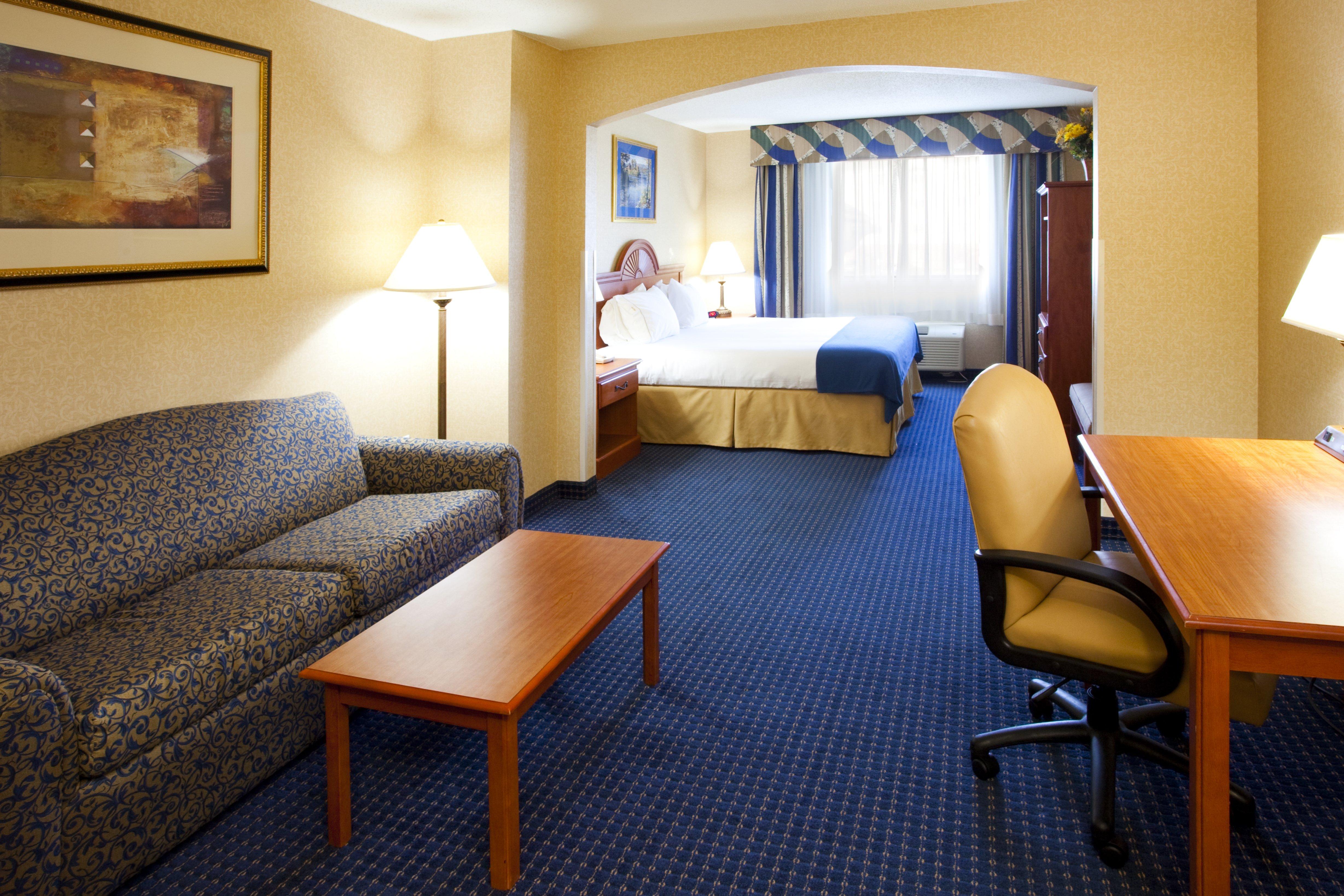 Holiday Inn Express Syracuse Airport By Ihg North Syracuse Exterior foto
